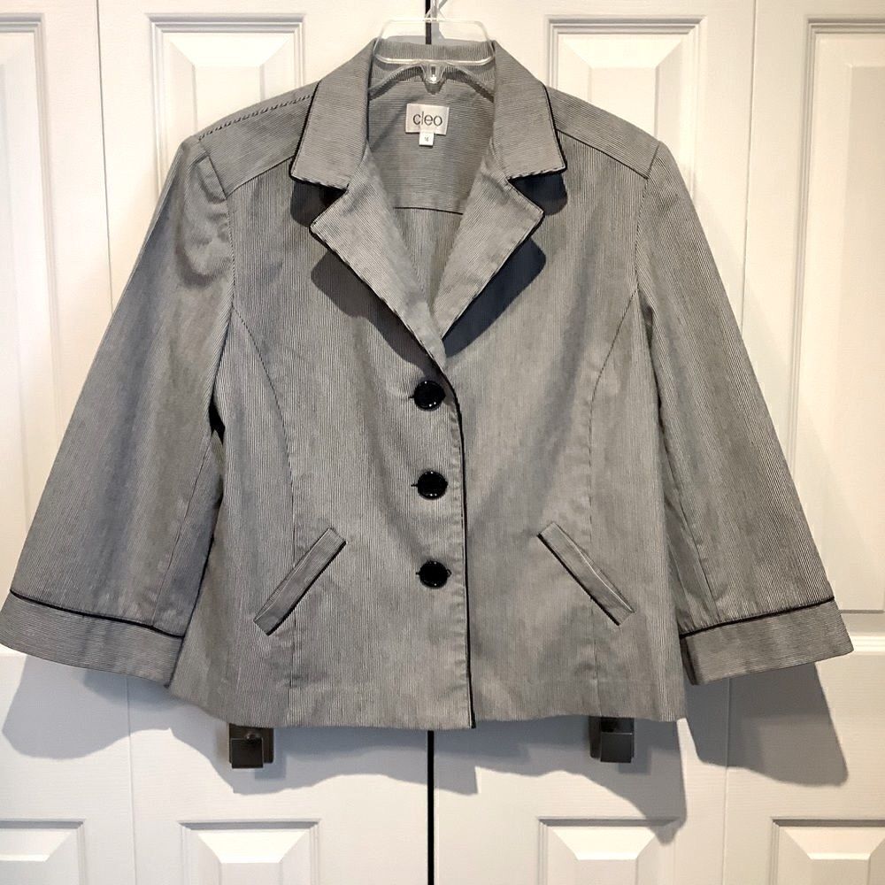 CLEO PINSTRIPED BLAZER SIZE 16